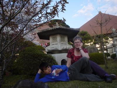 Kevin and Mom on Hanami